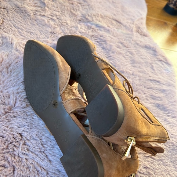 Jessica Simpson Tie Up Flats Sandals - Picture 4 of 5